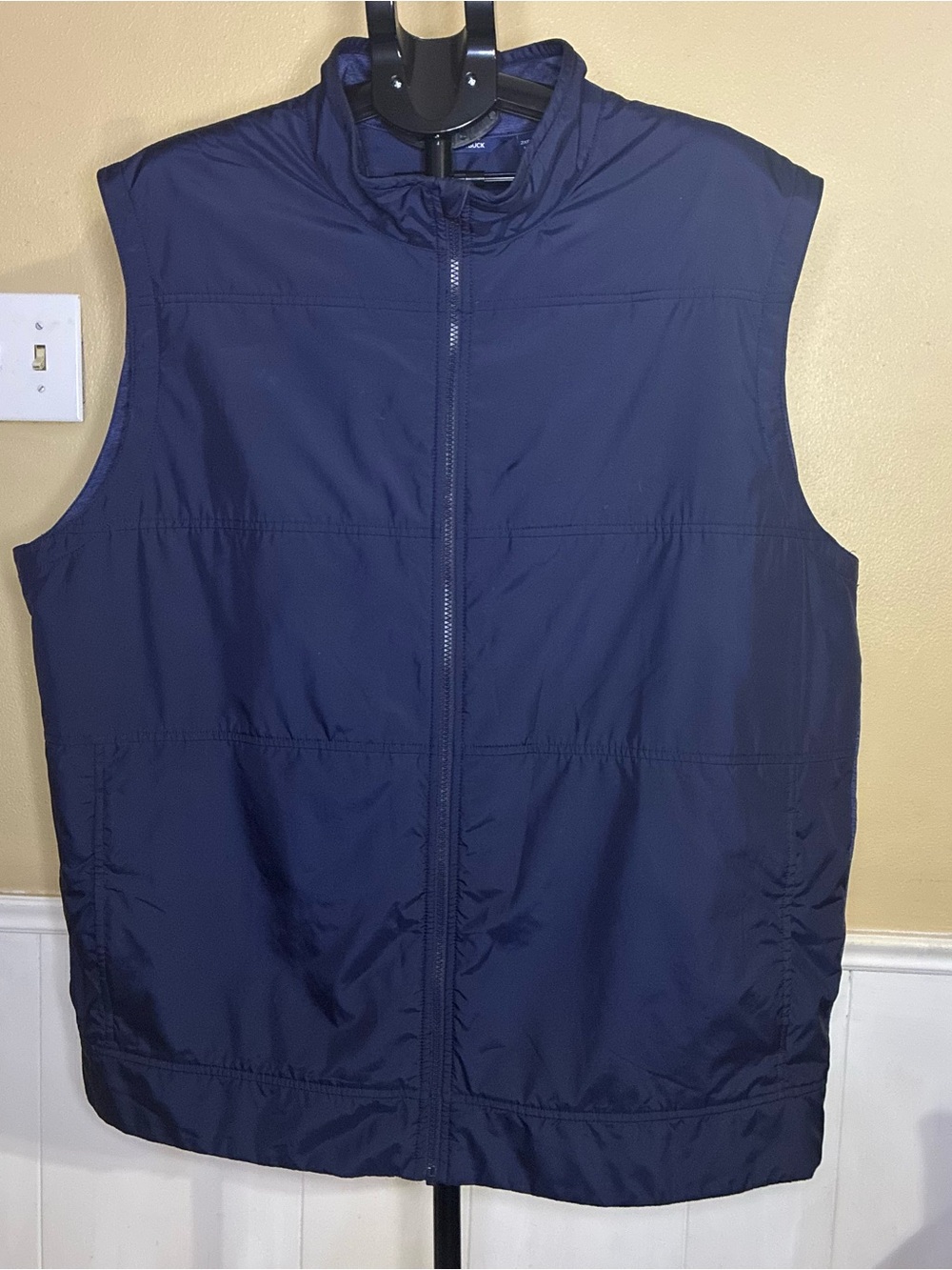 Cutter & Buck Navy Lightweight Quilted Zip Vest
